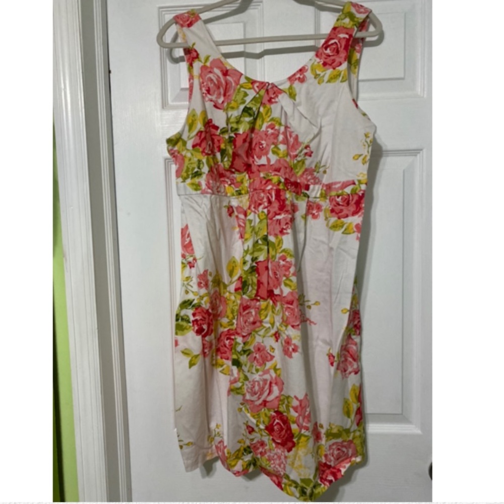 9 Maternity dresses cute & comfy size XL $15 each